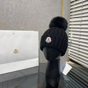 MONCLER шляпа  